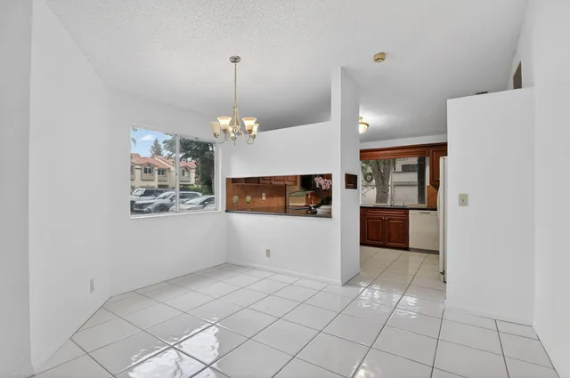 $450,000 | 6780 Via Regina, Boca Raton, FL 33433