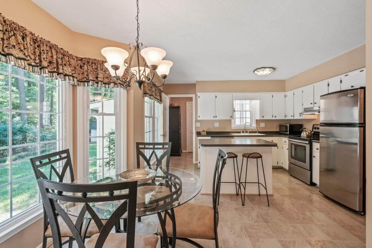 3100 Avondale Court Raleigh, NC 27613 - Photo 9 of 28 Photo 9