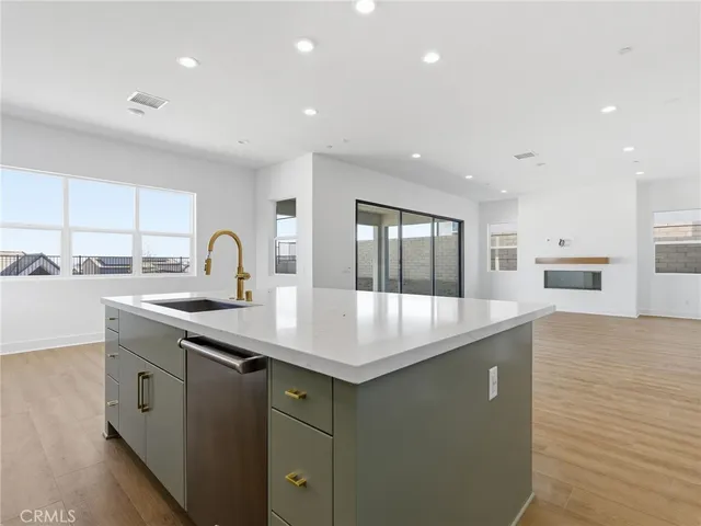 $1,549,000 | 27558 Juniper Lane, Valencia, CA 91381