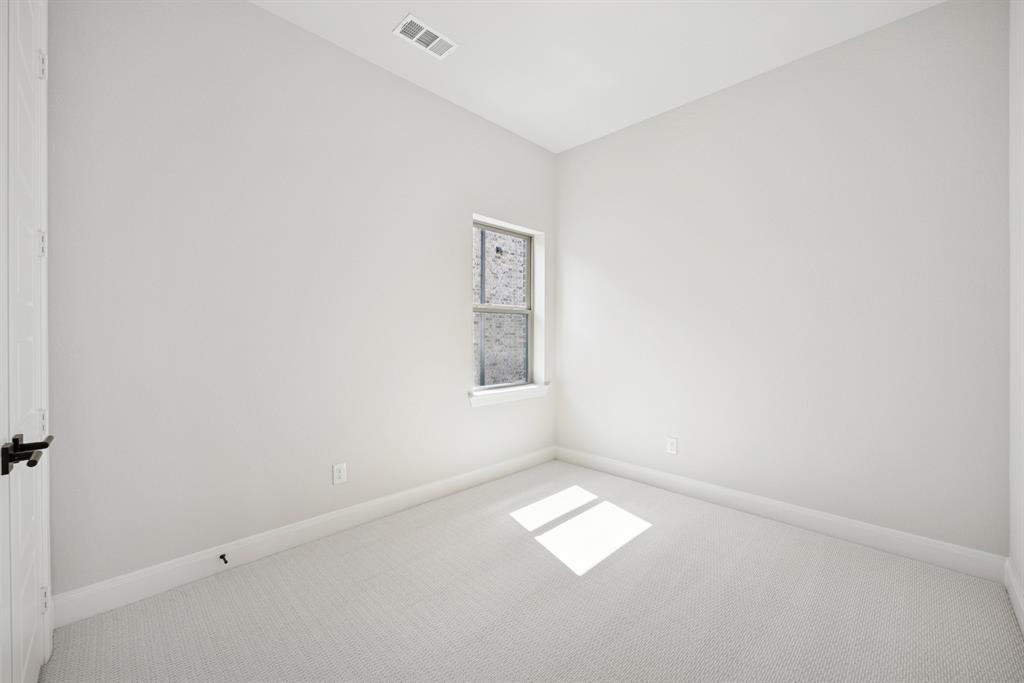 1837 Lightner Road Van Alstyne, TX 75495 - Photo 28 of 30 an empty room with a window