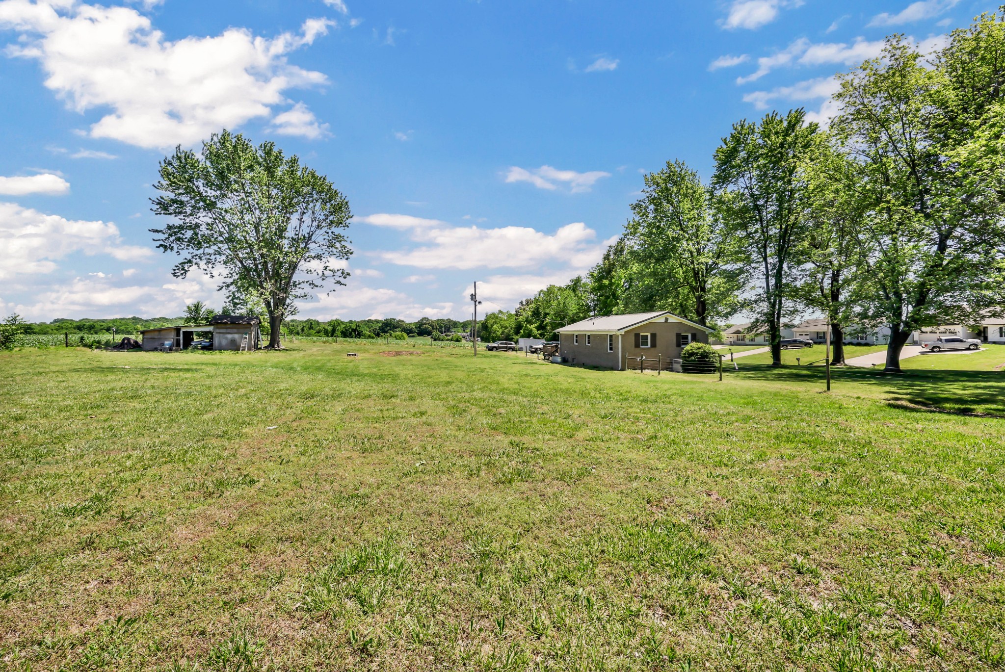 1068 Hugh Hunter Road Oak Grove, KY 42262 - Photo 24 of 30 a garden view