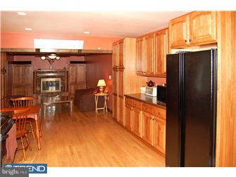201 Edgebrook Road Hamilton, NJ 08691 - Photo 3 of 12 Gallery Image 3