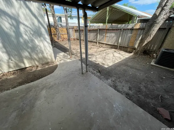 $950 | 7107 Swinford, San Antonio, TX 78239