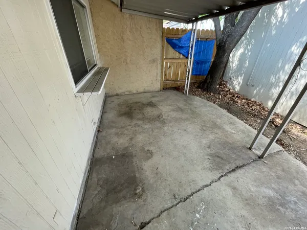 $950 | 7107 Swinford, San Antonio, TX 78239