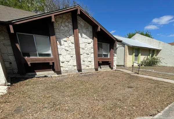 $950 | 7107 Swinford, San Antonio, TX 78239