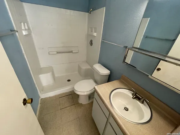 $950 | 7107 Swinford, San Antonio, TX 78239