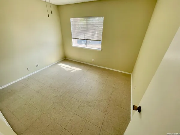 $950 | 7107 Swinford, San Antonio, TX 78239