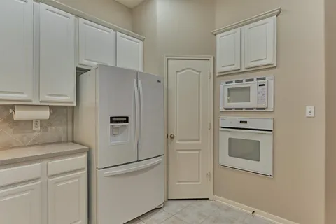 $365,000 | 930 Arbor Pine, Tomball, TX 77375