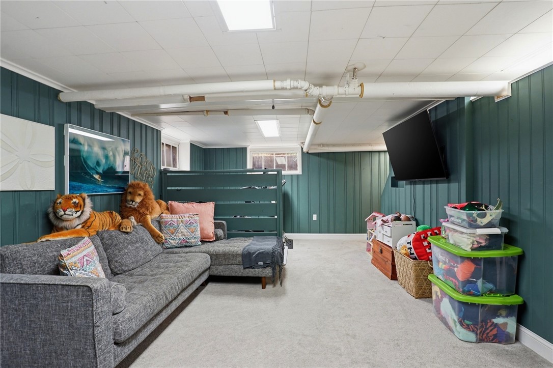 19 Salisbury Road Barrington, RI 02806 - Photo 25 of 30 Gallery Image 25