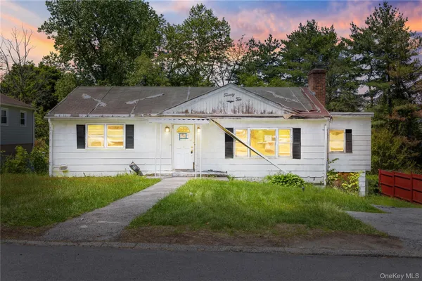 $299,900 | 22 North Lawrence Avenue, Elmsford, NY 10523