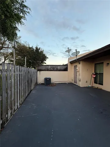 $2,900 | 11220 Southwest 125th Place, Miami, FL 33186