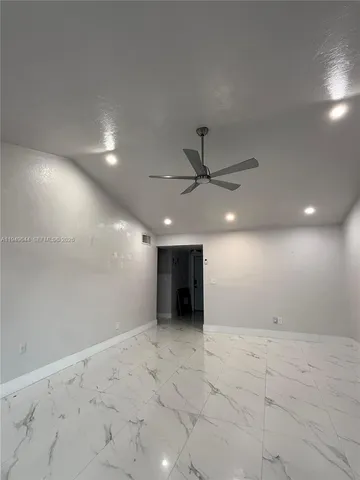 $2,900 | 11220 Southwest 125th Place, Miami, FL 33186