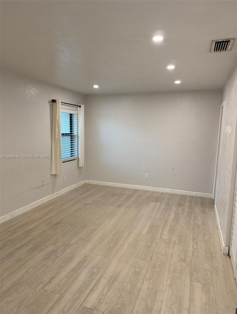 11220 Southwest 125th Place Miami, FL 33186 - Photo 5 of 18 Master