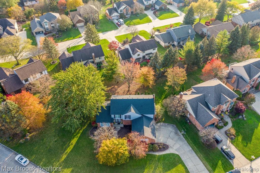 3125 Summit Ridge Drive Rochester Hills, MI 48306 - Photo 2 of 46