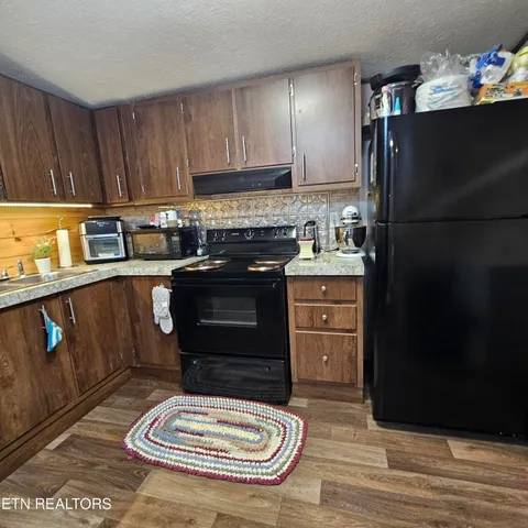 $160,000 | 1911 Branam Hill Road, Jellico, TN 37762