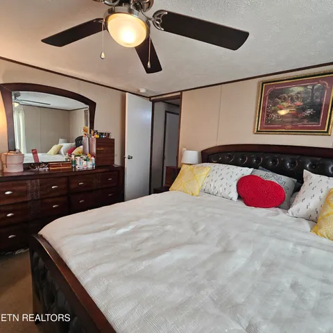 $160,000 | 1911 Branam Hill Road, Jellico, TN 37762