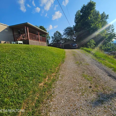 $160,000 | 1911 Branam Hill Road, Jellico, TN 37762