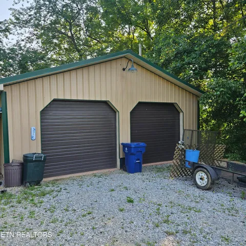 $160,000 | 1911 Branam Hill Road, Jellico, TN 37762