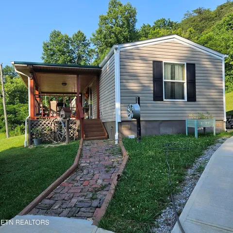 $160,000 | 1911 Branam Hill Road, Jellico, TN 37762