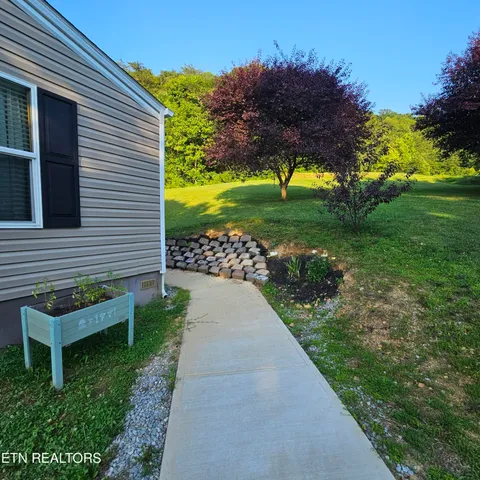 $160,000 | 1911 Branam Hill Road, Jellico, TN 37762