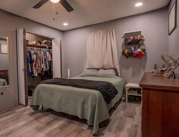 $149,999 | 804 North 8th Street, Chetopa, KS 67336