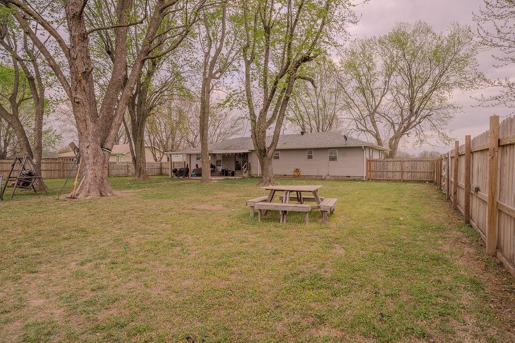 804 North 8th Street Chetopa, KS 67336 - Photo 28 of 30