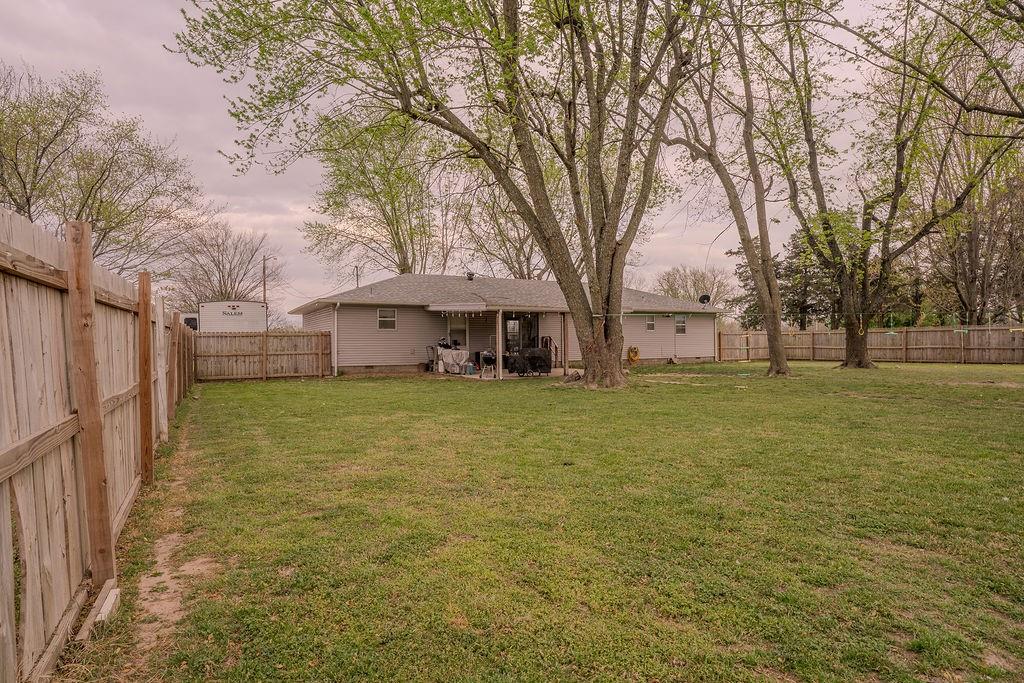 804 North 8th Street Chetopa, KS 67336 - Photo 29 of 30