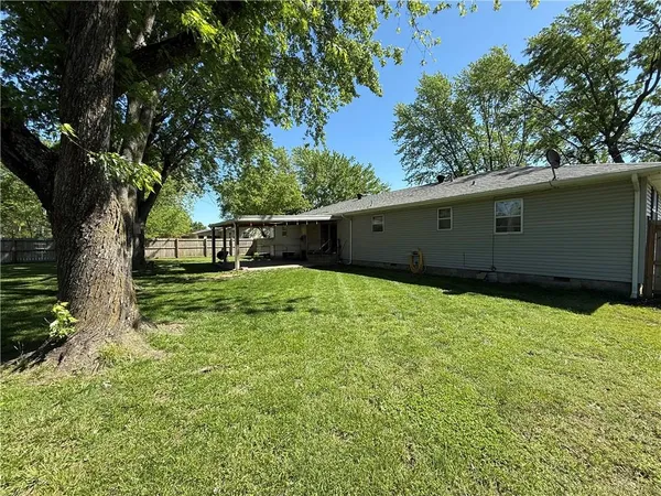 $139,999 | 804 North 8th Street, Chetopa, KS 67336