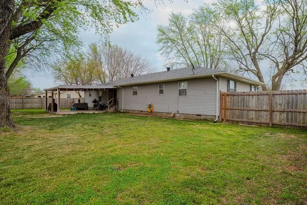 $149,999 | 804 North 8th Street, Chetopa, KS 67336