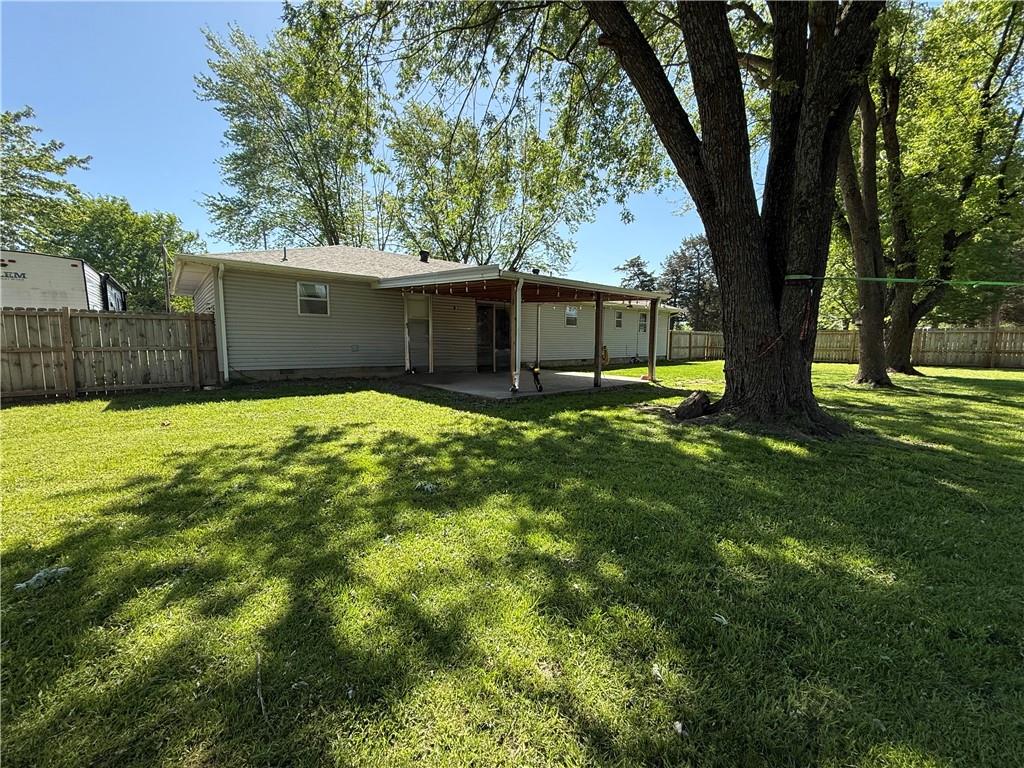 804 North 8th Street Chetopa, KS 67336 - Photo 5 of 30