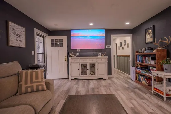 $149,999 | 804 North 8th Street, Chetopa, KS 67336