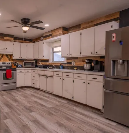 $149,999 | 804 North 8th Street, Chetopa, KS 67336