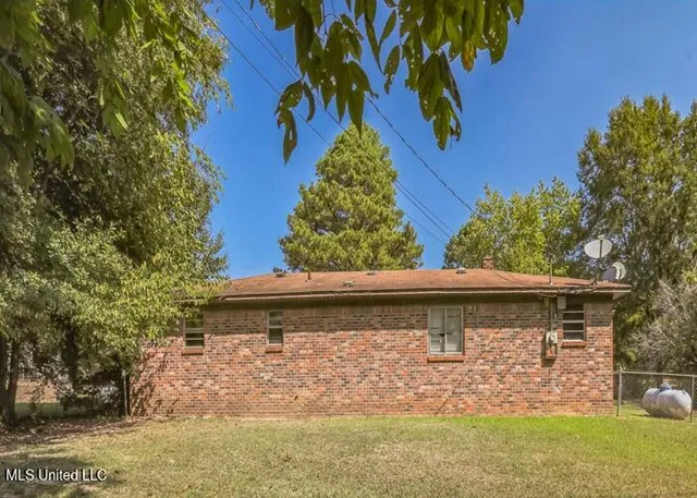 $34,600 | 602 Allen Street, Charleston, MS 38921