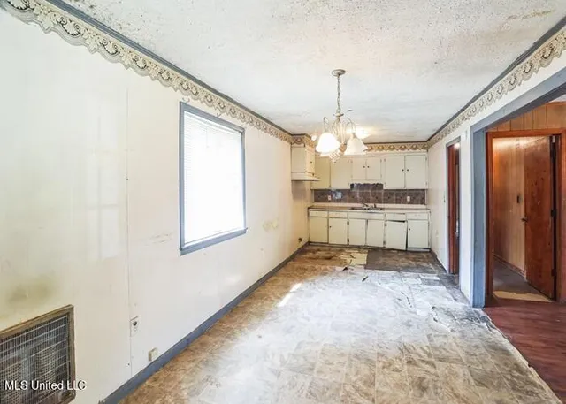 $34,600 | 602 Allen Street, Charleston, MS 38921