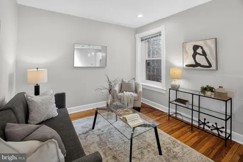 $520,000 | 2510 Cliffbourne Place Northwest, Unit 300, Washington, DC 20009