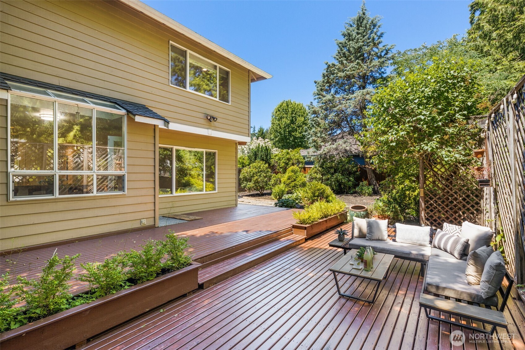 19303 Meridian Place West Bothell, WA 98012 - Photo 35 of 40