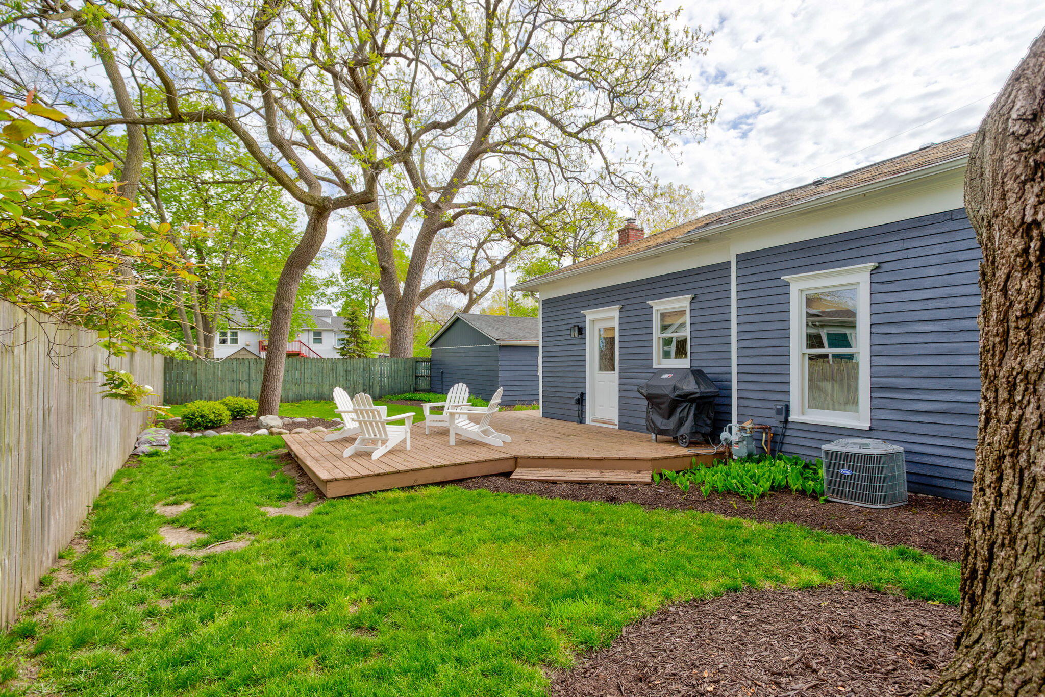 118 South Spring Street Douglas, MI 49406 - Photo 28 of 43 10-web-or-mls-118-s-spring-st