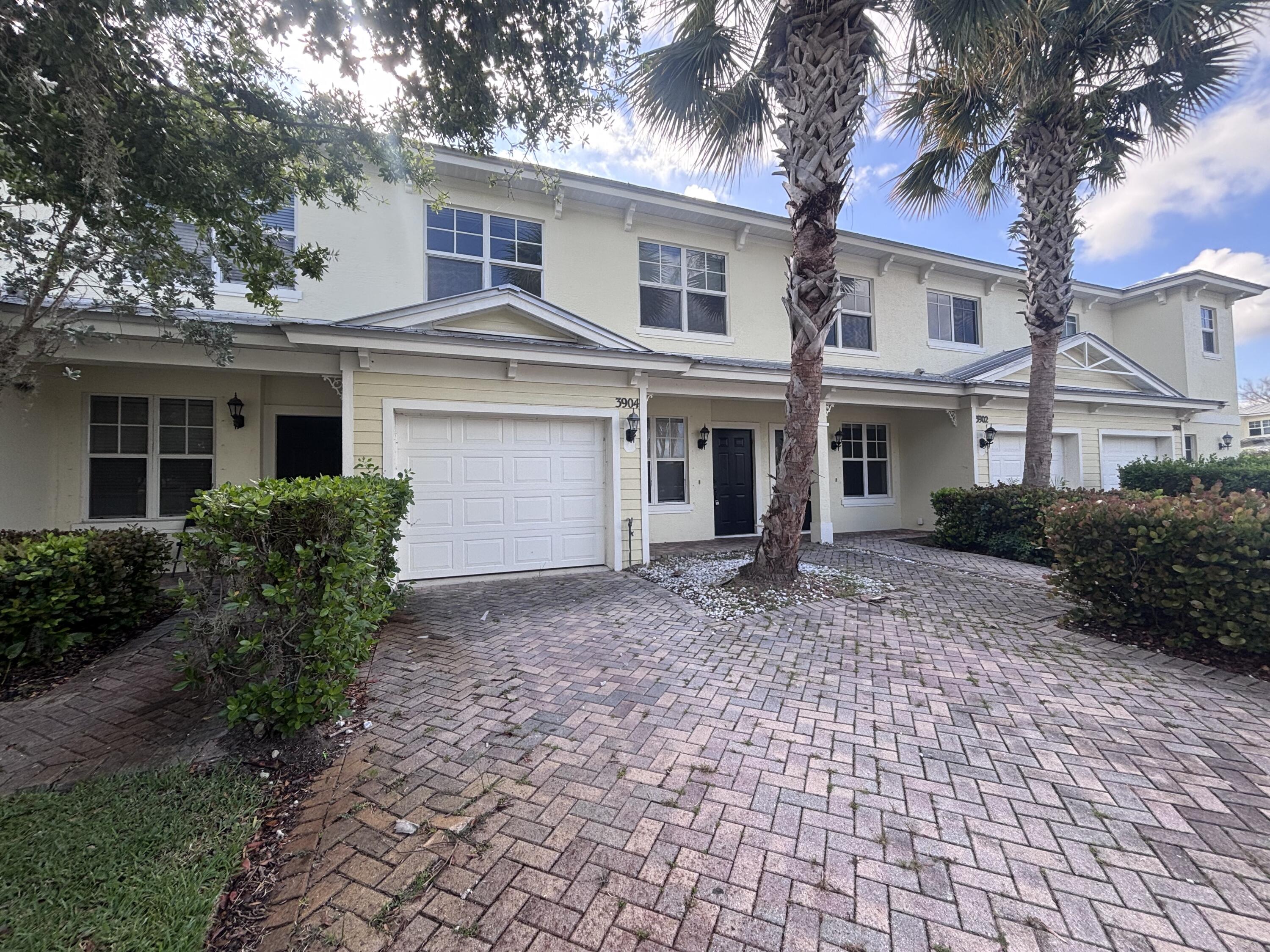 3904 Sabal Way Fort Pierce, FL 34981 - Photo 1 of 8 IMG_7841