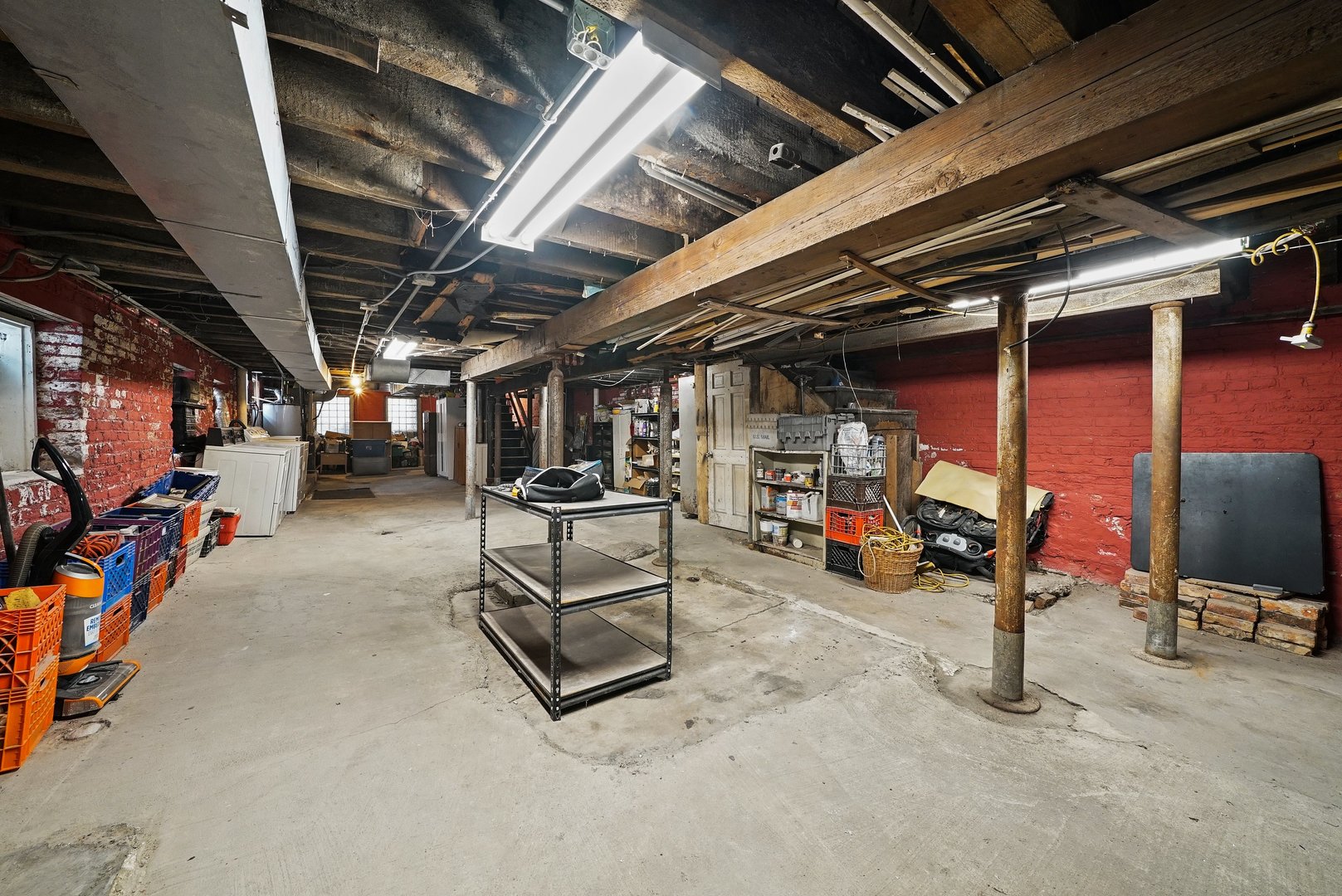 1154 West 17th Street Chicago, IL 60608 - Photo 29 of 35 a view of a room with gym equipment