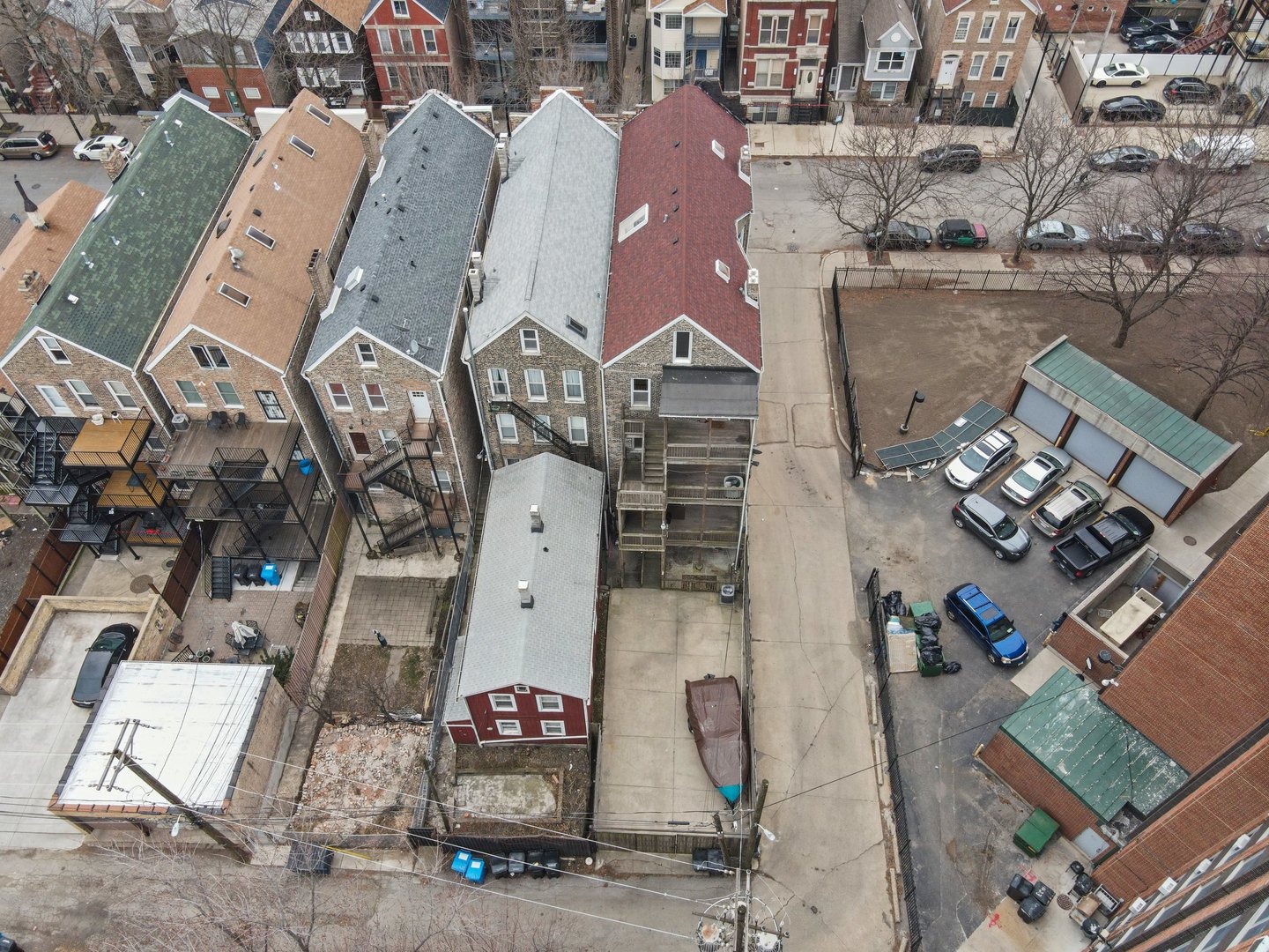 1154 West 17th Street Chicago, IL 60608 - Photo 34 of 35 an aerial view of a residential building