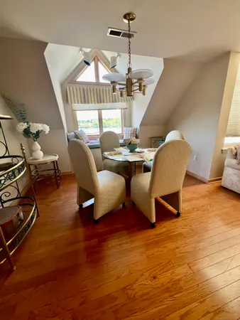 $3,200 | 131 Popes Island Road, Unit 131, Milford, CT 06461