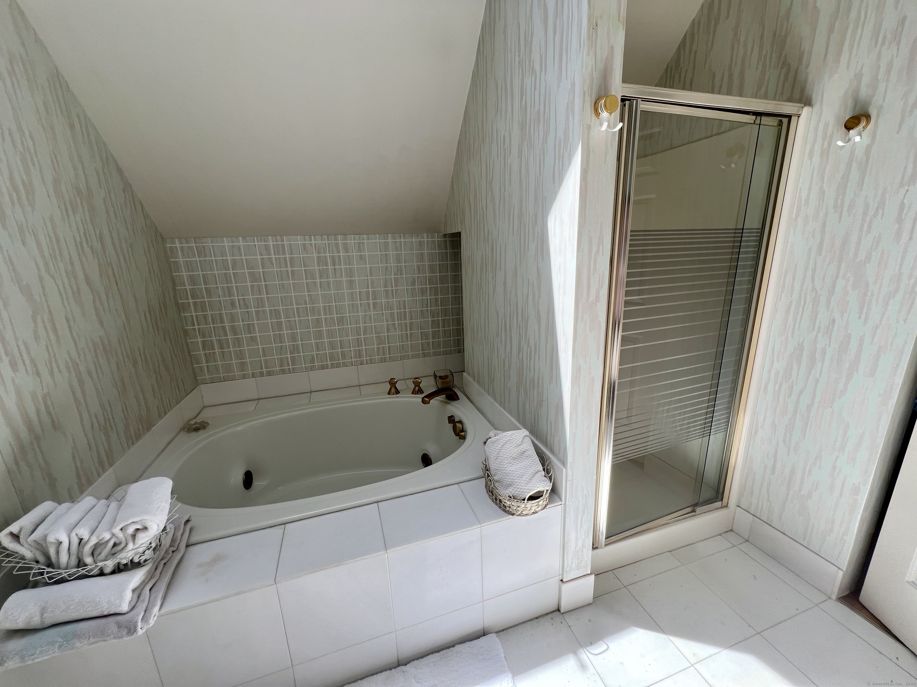 131 Popes Island Road, Unit 131 Milford, CT 06461 - Photo 24 of 34