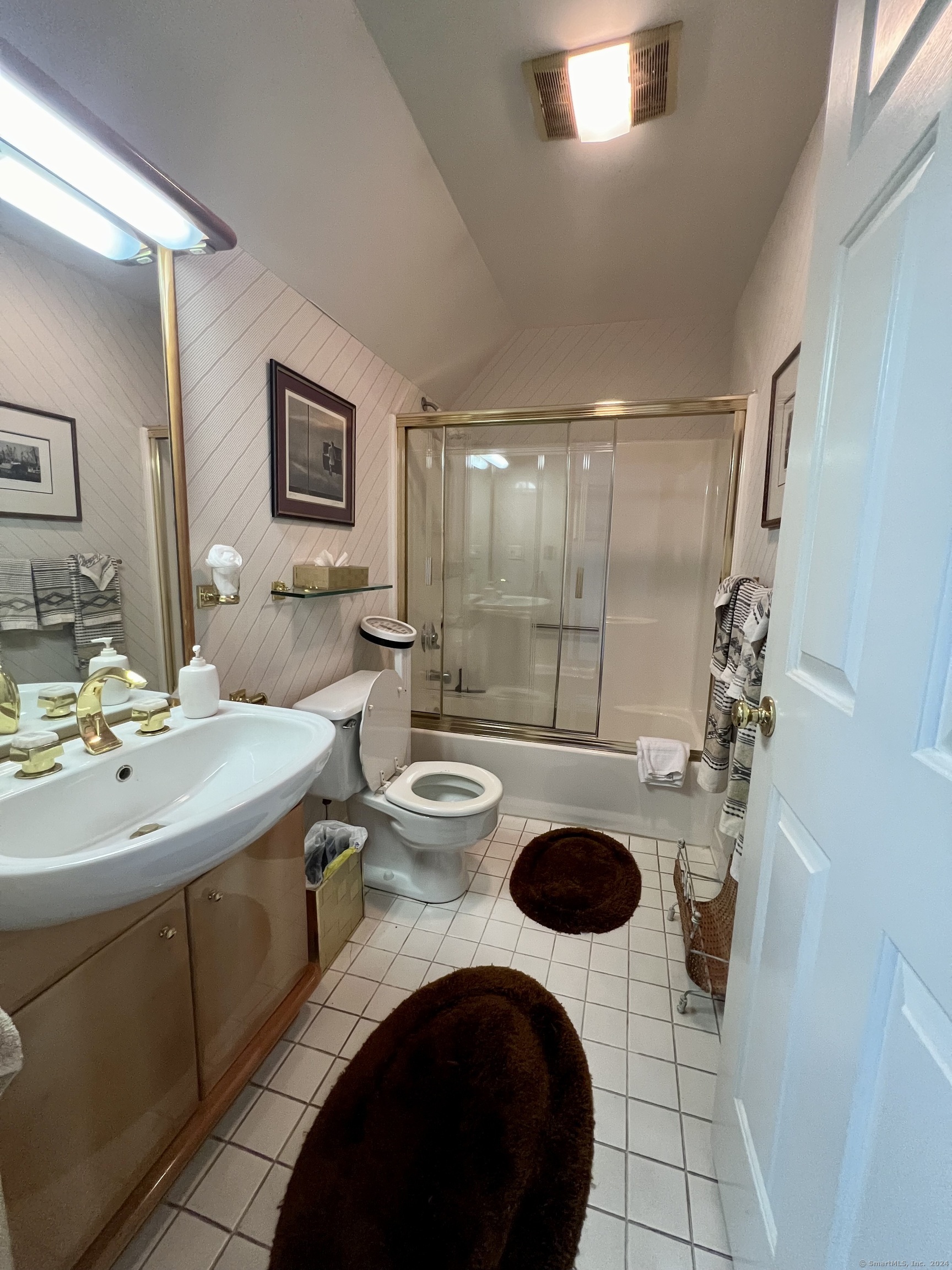 131 Popes Island Road, Unit 131 Milford, CT 06461 - Photo 31 of 34