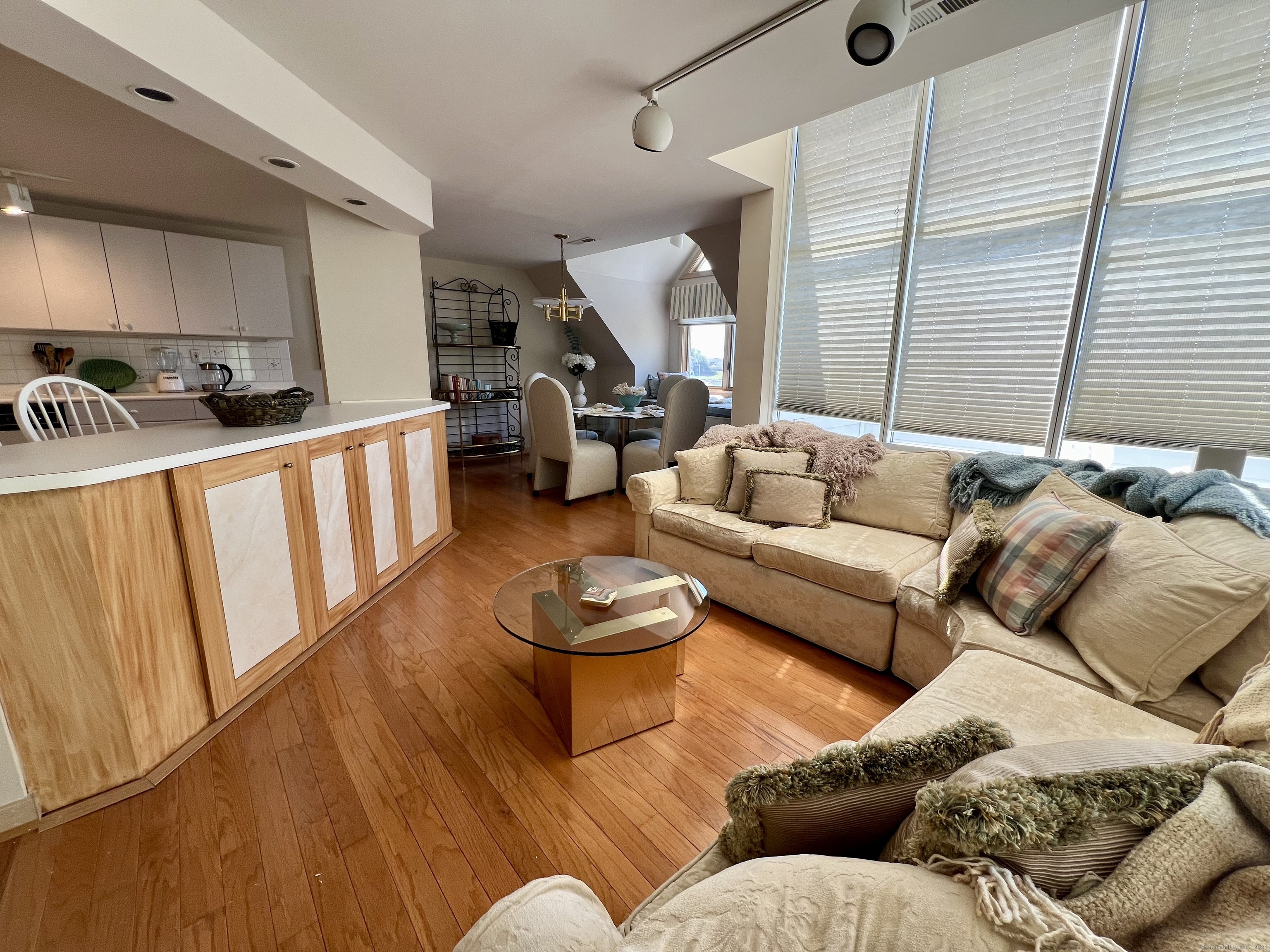 131 Popes Island Road, Unit 131 Milford, CT 06461 - Photo 5 of 34