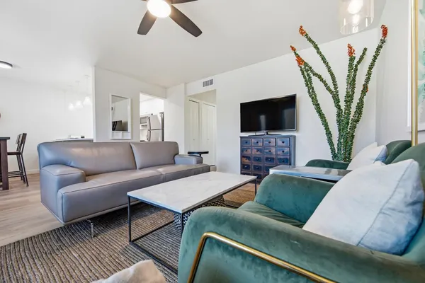 $1,800 | 4139 North 27th Street, Unit 2, Phoenix, AZ 85016