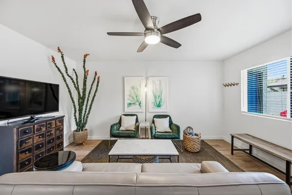 $1,800 | 4139 North 27th Street, Unit 2, Phoenix, AZ 85016
