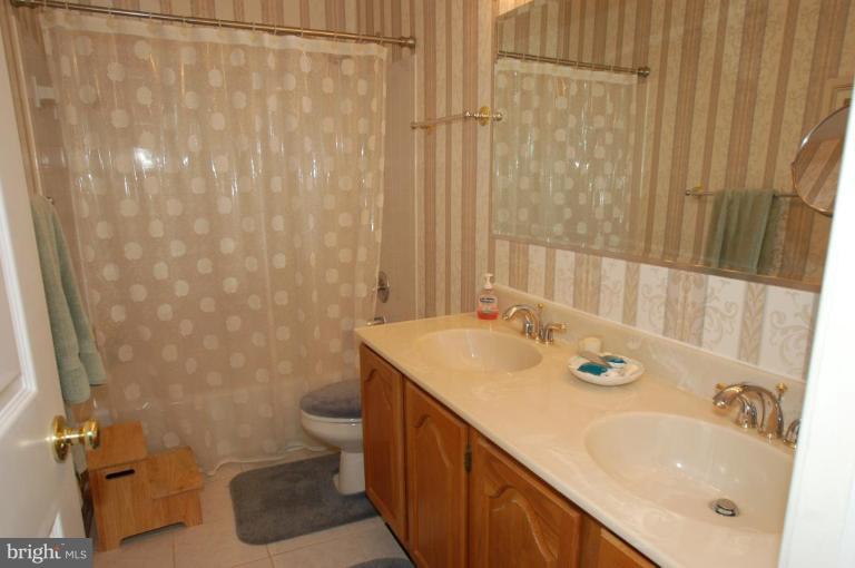 918 Melvin Road Annapolis, MD 21403 - Photo 28 of 30 Bath #3