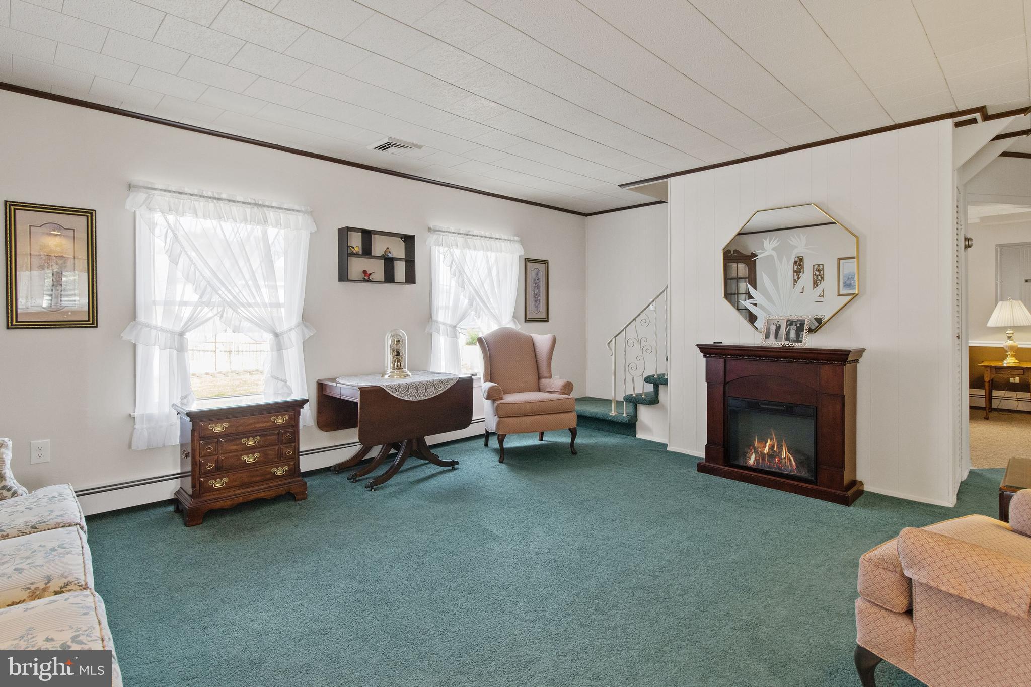 74 Ridge Lane Levittown, PA 19055 - Photo 4 of 25 Living Room