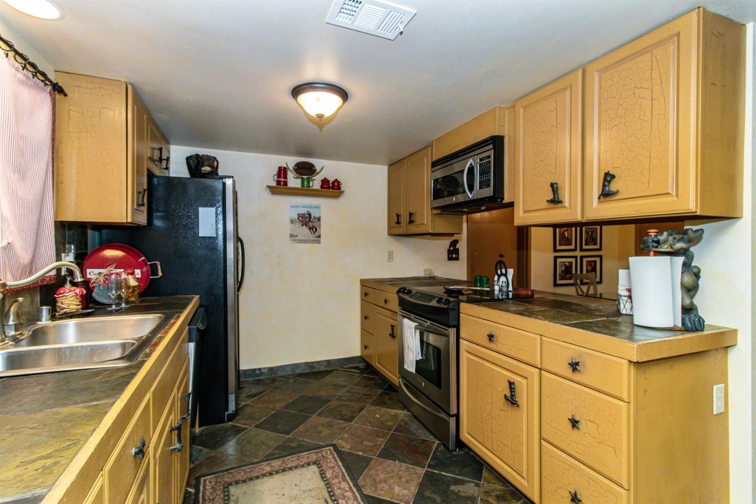 15676 Millerton Road Prather, CA 93651 - Photo 12 of 39 Gallery Image 12