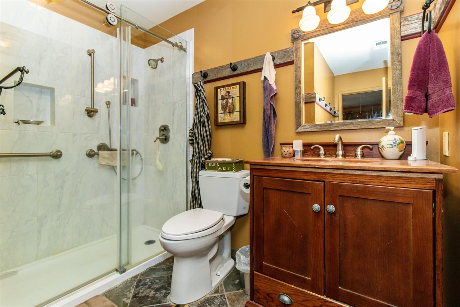 15676 Millerton Road Prather, CA 93651 - Photo 17 of 39 Gallery Image 17